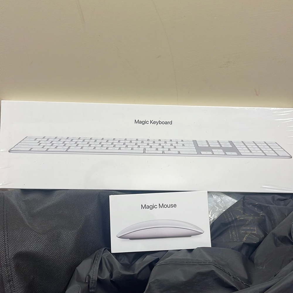 Brand new Apple Magic Keyboard with Numeric keypad, Apple Magic Mouse. Both new